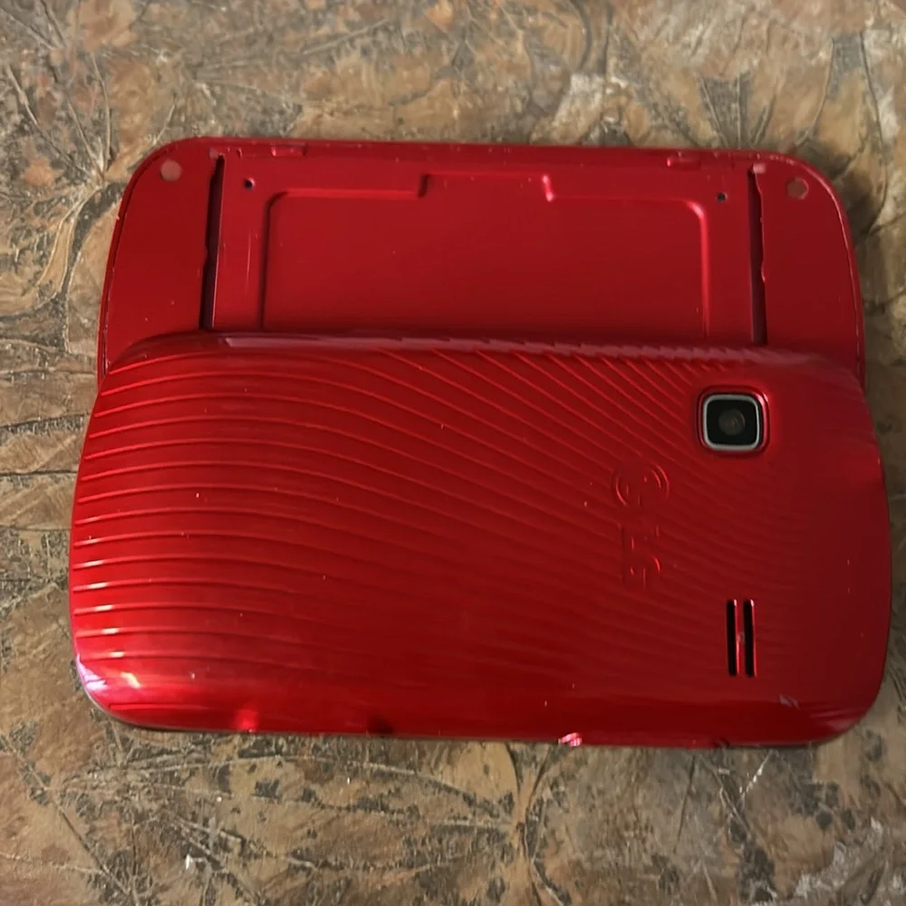 LG Xpression C395 Red Sliding Cell Phone